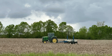 U.S. Crop Progress Surges Ahead: Corn and Soybean Planting at Record Pace