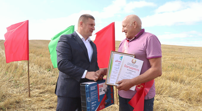 Beyond the Driver’s Seat: The Unsung Logistics of a 4,000-Ton Harvest